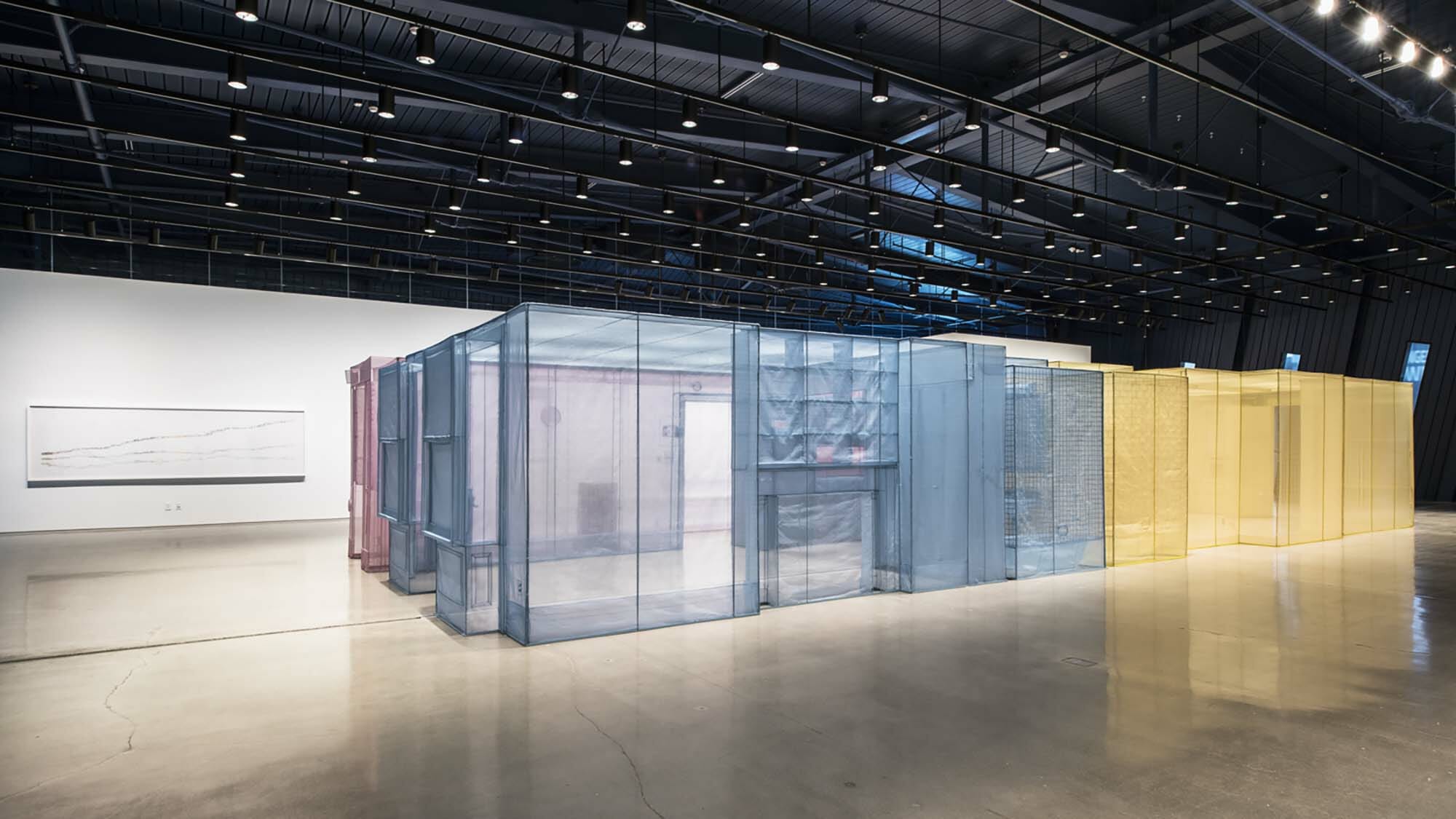 Installation view, Do Ho Suh, MOCA Cleveland, 2015. ©Do Ho Suh, Courtesy of the artist and Lehmann Maupin, New York and Hong Kong. Photo: Jerry Birchfield. © MOCA Cleveland.