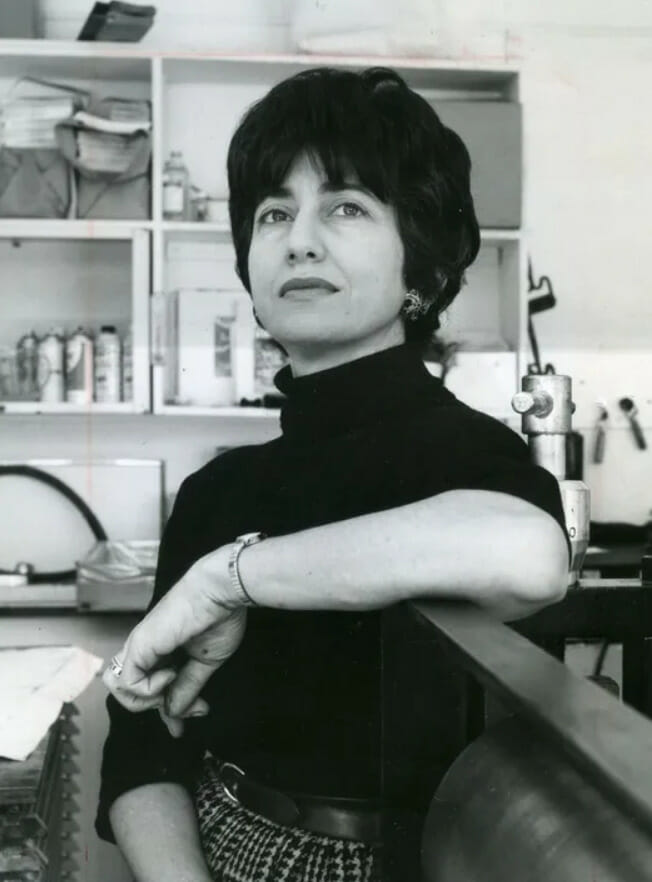 Photo of Clare Romano