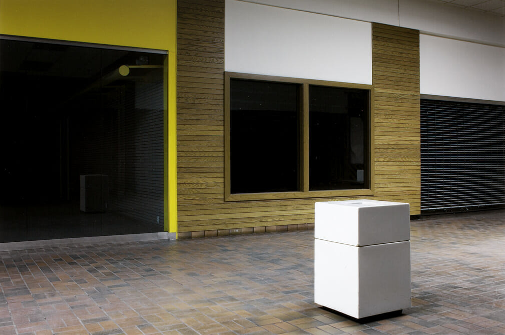 Vacated Mall, Manitowoc, Wisconsin. Artist: James Cagle. Date: c. 2008. Medium: archival digital pigment print.