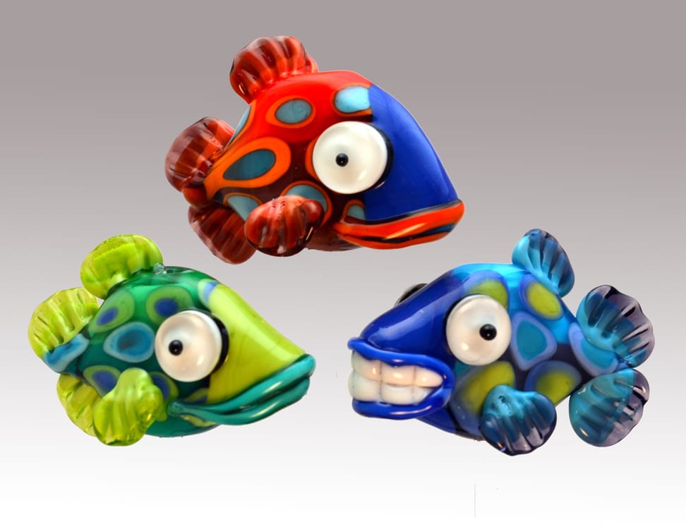 A school of glass made colorful fish.